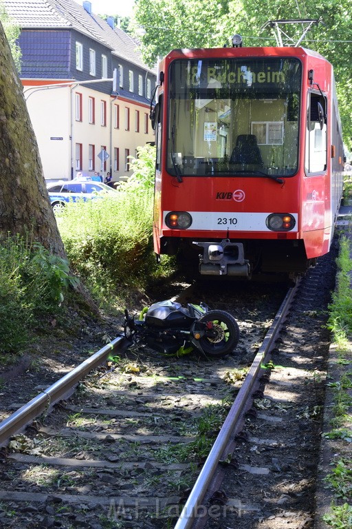 VU Roller KVB Bahn Koeln Luxemburgerstr Neuenhoefer Allee P082.JPG - Miklos Laubert